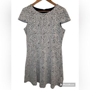 ANNE KLEIN  Printed Stretchy Knee Length Dress Sz L